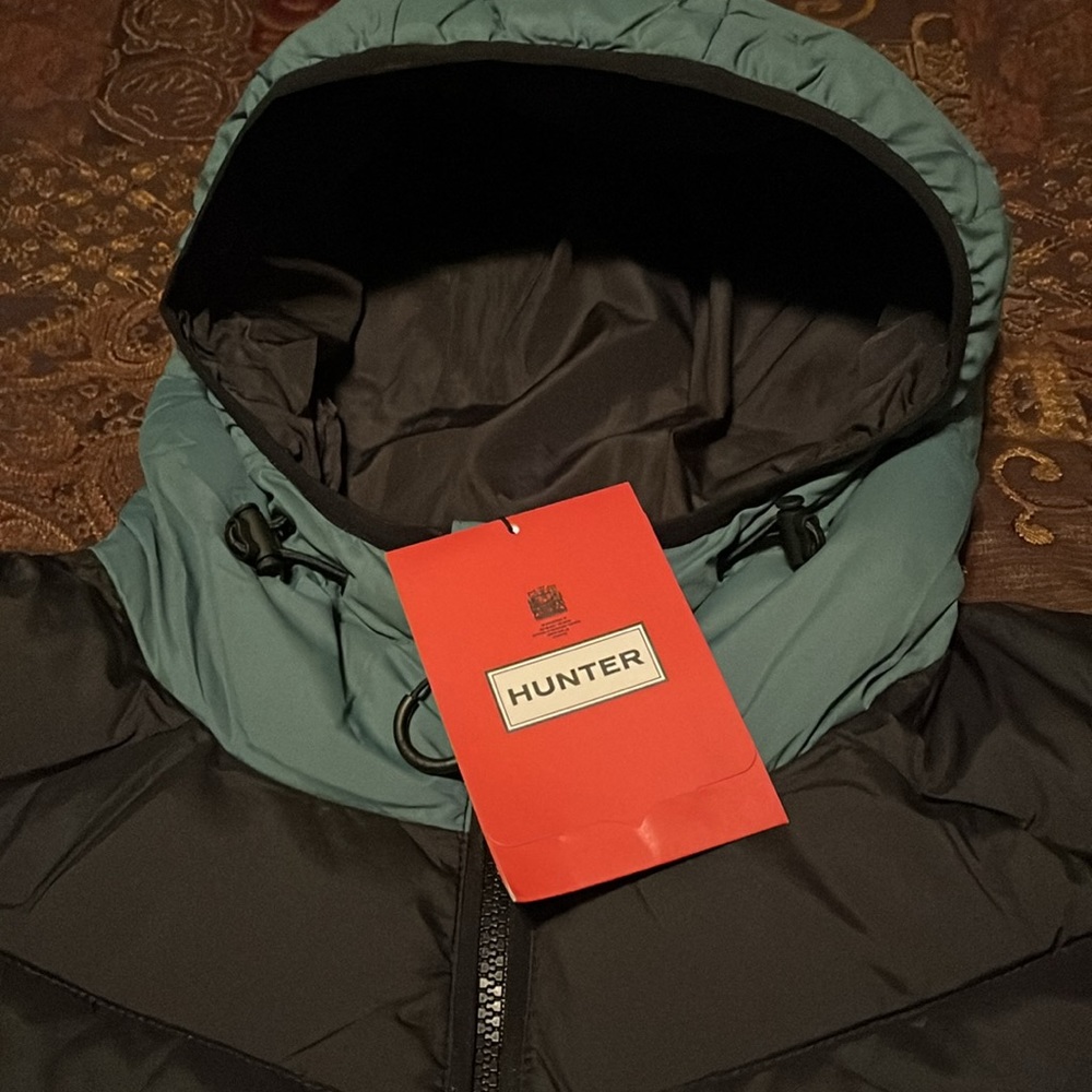 Hunter Packable Puffer Full Zip Coat - Picture 3 of 10